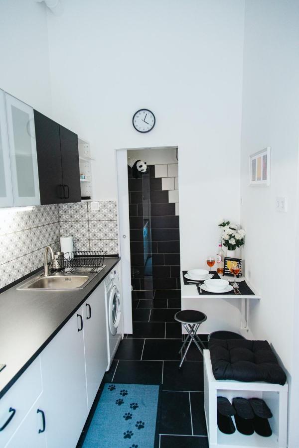 Lazy Panda Apartment Budapest Exterior foto